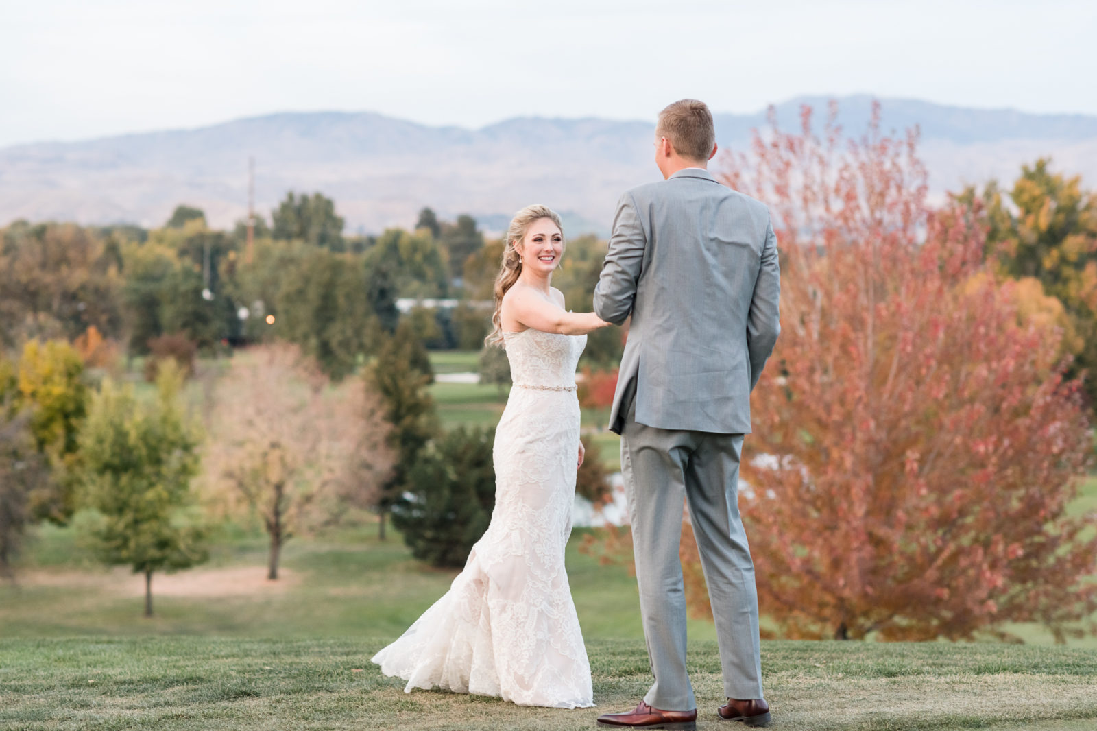 Hillcrest Country Club Bride and Groom Portrait