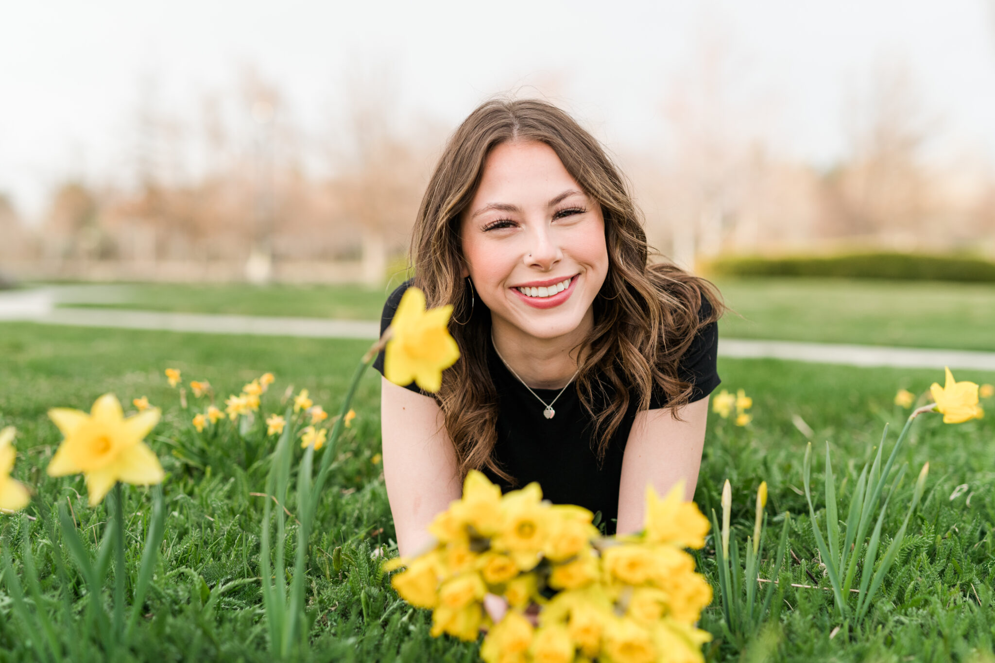 high school senior photoshoot at the chateau des fleurs