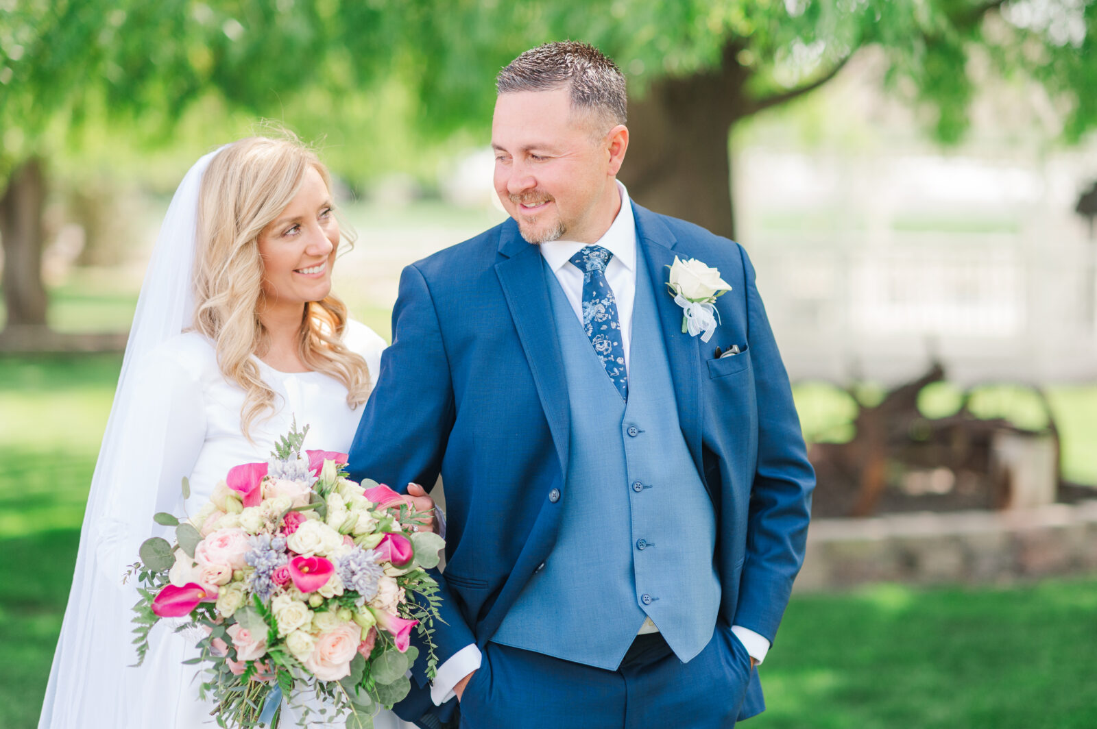 Wedding portrait at willow grove